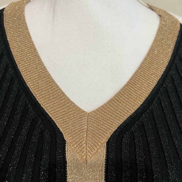 HUGO BOSS LONG-SLEEVED KNITTED DRESS V NECKLINE Size S - Picture 3 of 4